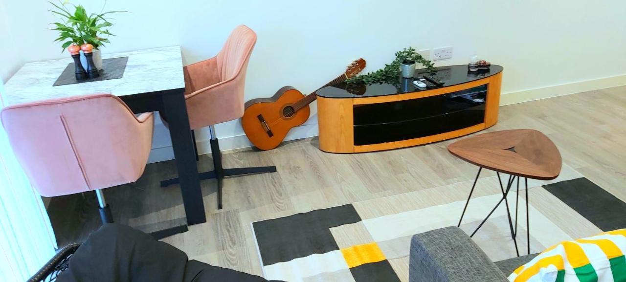 Lovely Studio Apartment Sheffield City Centre - Netflix, Wifi, Digital Tv Buitenkant foto